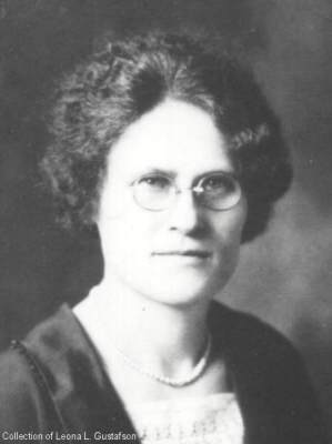 Helene Emilie Bloch, ca. 1915
